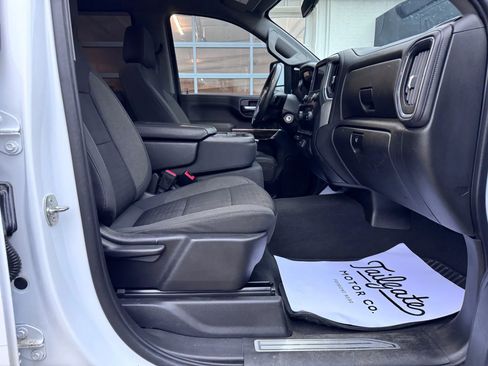 Used 2021 Chevrolet Silverado 2500 LT w/ Z71 Off-Road Package image 12