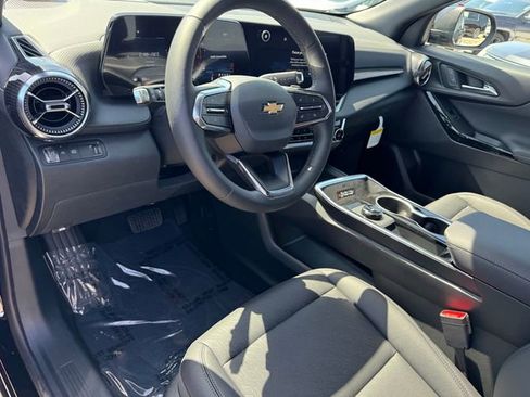 New 2026 Chevrolet Equinox LT FWD image 11