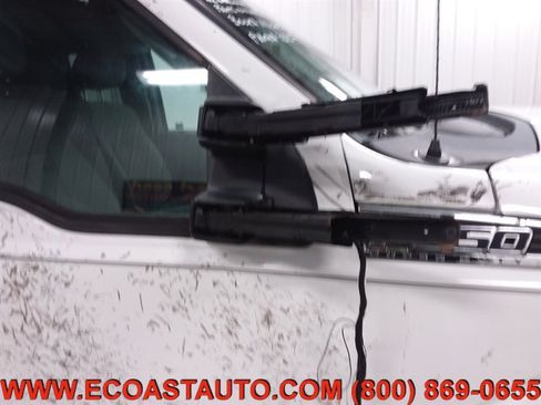 Used 2011 Ford F250 XLT w/ Chrome Pkg image 16