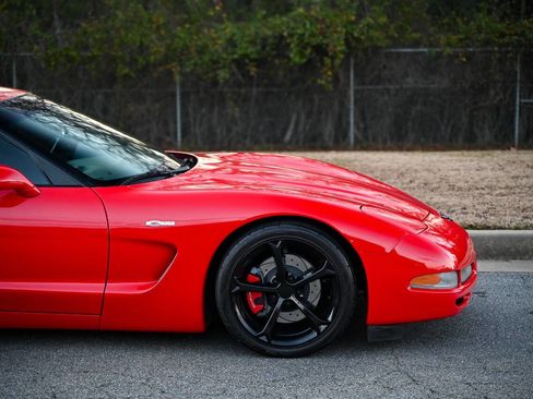 Used 2002 Chevrolet Corvette Z06 w/ Memory Pkg image 44