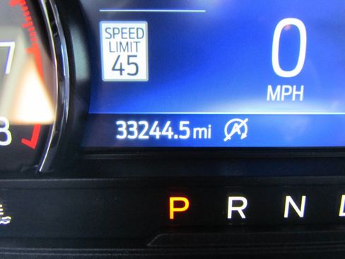 Used 2020 Ford Explorer Limited image 27