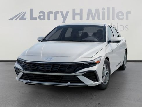 New 2026 Hyundai Elantra SE FWD image 6