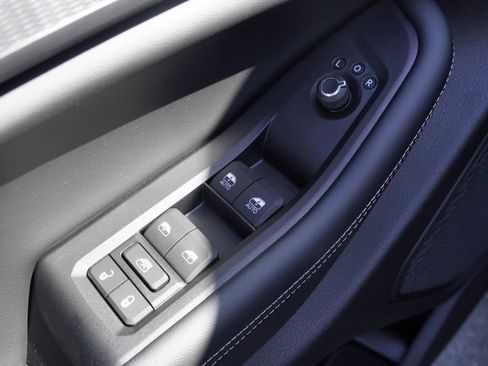 New 2026 Jeep Grand Cherokee L Laredo AWD/4WD image 12