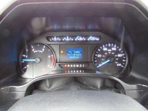 Used 2019 Ford F550 2WD Regular Cab Super Duty w/ Snow Plow Prep Package image 31