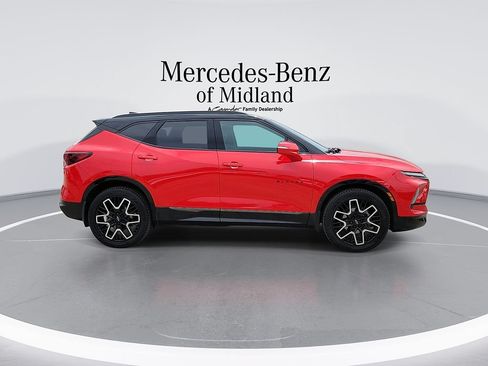 Used 2023 Chevrolet Blazer RS w/ Driver Confidence II Package AWD/4WD image 9