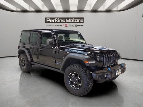 Certified 2023 Jeep Wrangler Unlimited Rubicon 4xe w/ Cold Weather Group AWD/4WD image 7