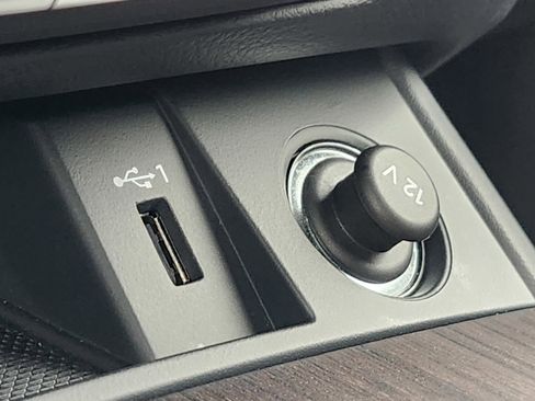 Used 2023 Audi Q5 2.0T Premium Plus w/ Premium Plus Package image 33