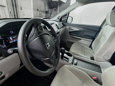 Used 2016 Honda Pilot EX image 9