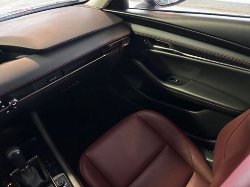 Used 2025 MAZDA MAZDA3 s image 34