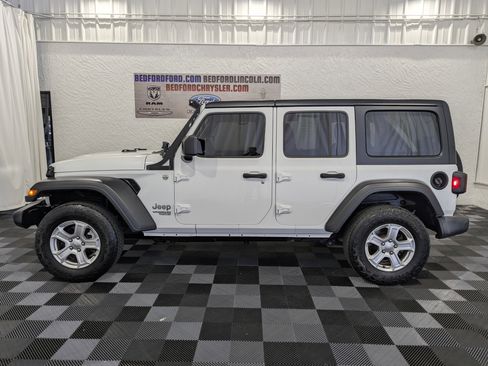 Used 2020 Jeep Wrangler Unlimited Sport S AWD/4WD image 2