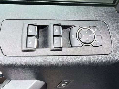 Used 2020 Ford F150 XLT w/ Equipment Group 302A Luxury image 11