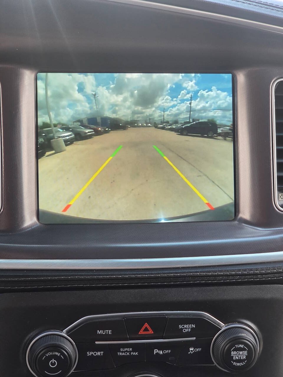 Used 2020 Dodge Charger SXT w/ Plus Group AWD/4WD image 9