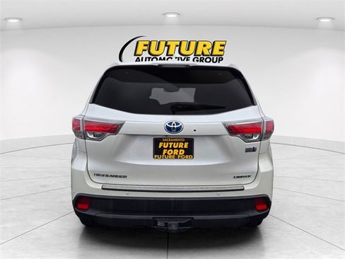 Used 2016 Toyota Highlander Limited Platinum image 5