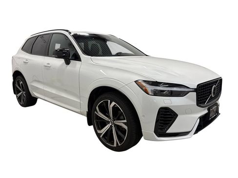 Used 2022 Volvo XC60 T8 R-Design w/ Advanced Package AWD/4WD image 3