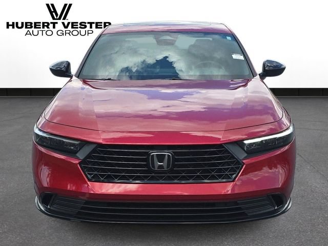 Used 2024 Honda Accord Sport image 3