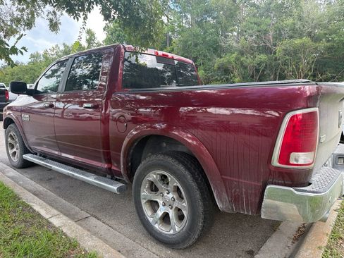 Used 2018 RAM 1500 Laramie w/ Convenience Group AWD/4WD image 4
