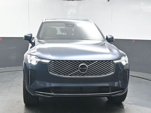 New 2026 Volvo XC90 T8 Plus w/ Protection Package Premier AWD/4WD image 3