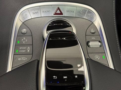 Used 2017 Mercedes-Benz S 550 4MATIC Sedan image 19