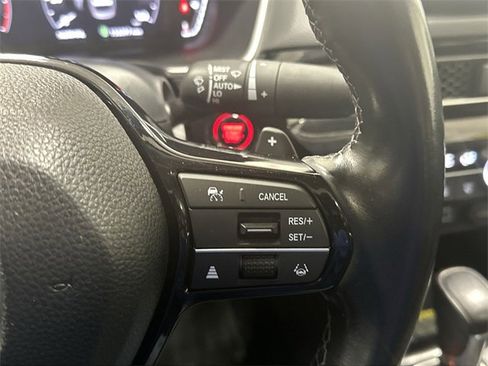 Used 2022 Honda Civic Touring image 39