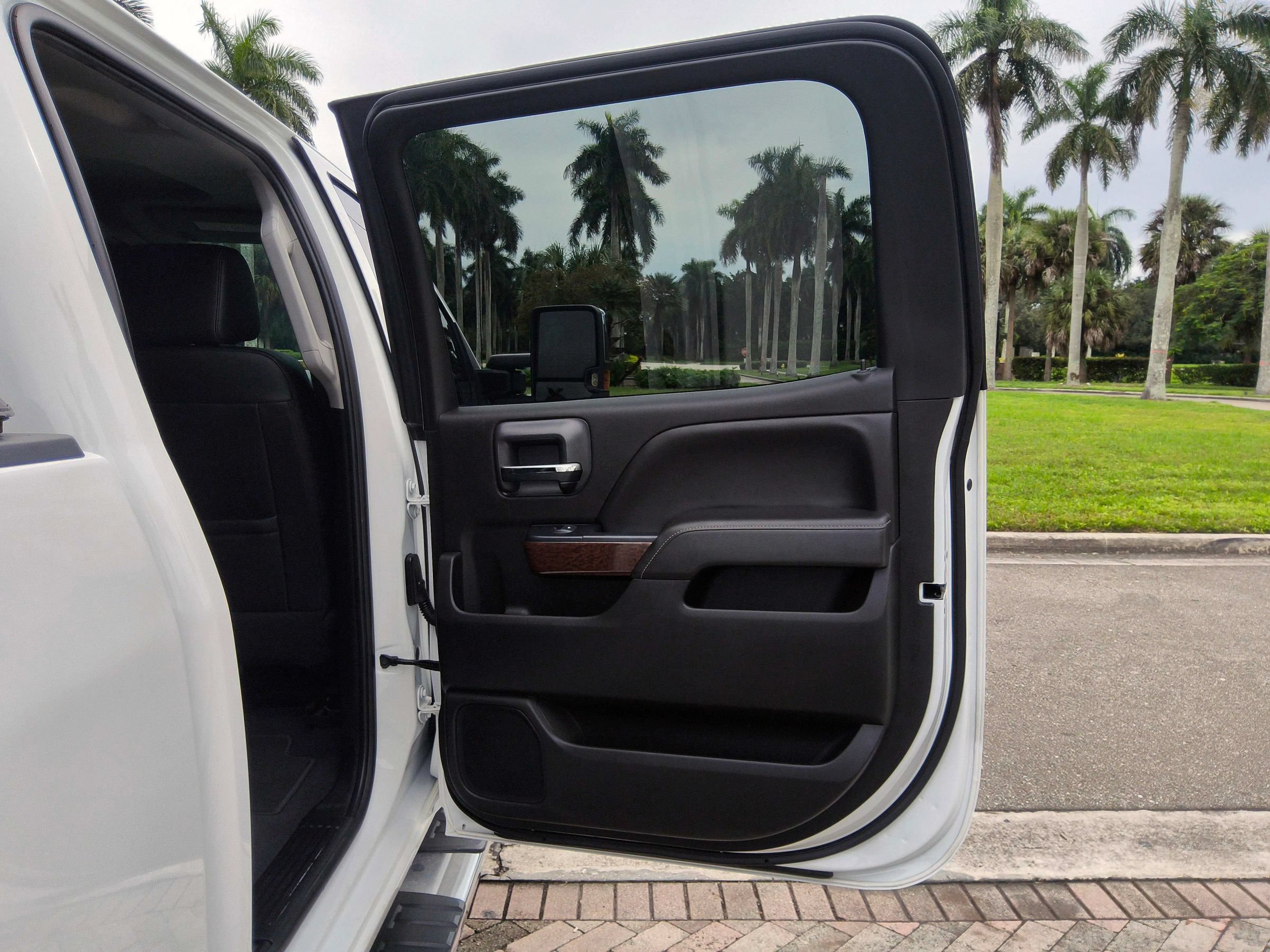 Used 2019 GMC Sierra 2500 SLT AWD/4WD image 34