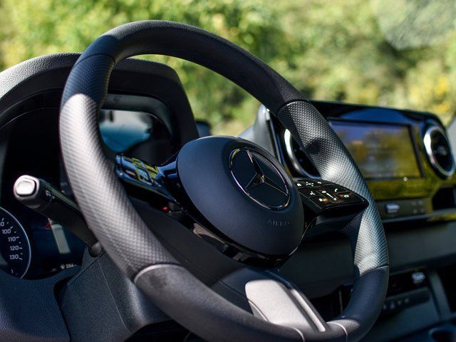 New 2026 Mercedes-Benz Sprinter 2500 image 17