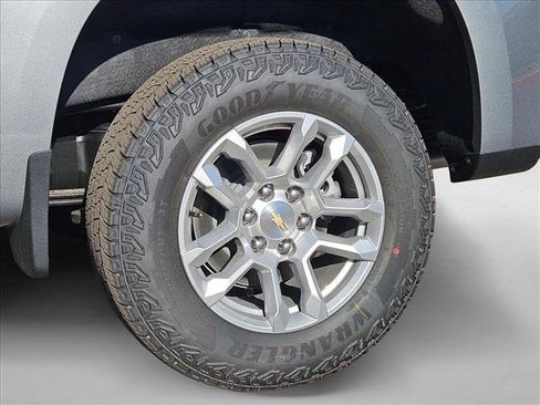 New 2026 Chevrolet Silverado 1500 LT image 10