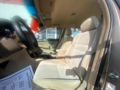 Used 2004 Honda Accord LX image 16