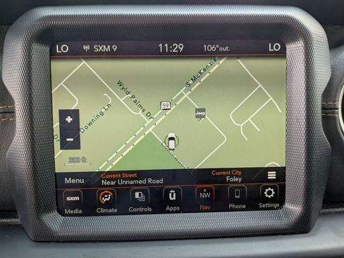 Used 2021 Jeep Gladiator Overland AWD/4WD image 24