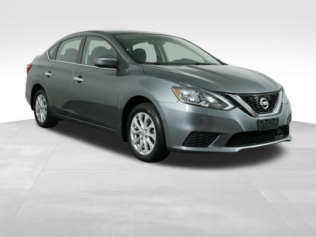 Used 2018 Nissan Sentra SV FWD image 2