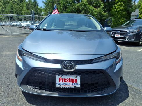 Used 2021 Toyota Corolla LE w/ Carpet Mat Package (TMS) FWD image 6