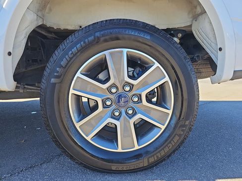 Used 2017 Ford F150 XLT w/ Equipment Group 302A Luxury image 35