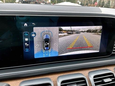 Used 2025 Mercedes-Benz GLE 350 4MATIC image 17