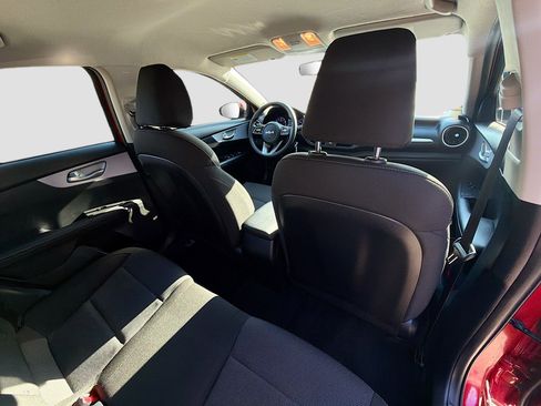 Used 2024 Kia Forte LXS image 28