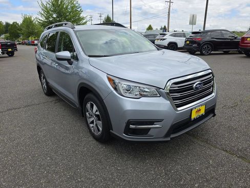 Used 2019 Subaru Ascent Premium w/ Popular Package #2A AWD/4WD image 8