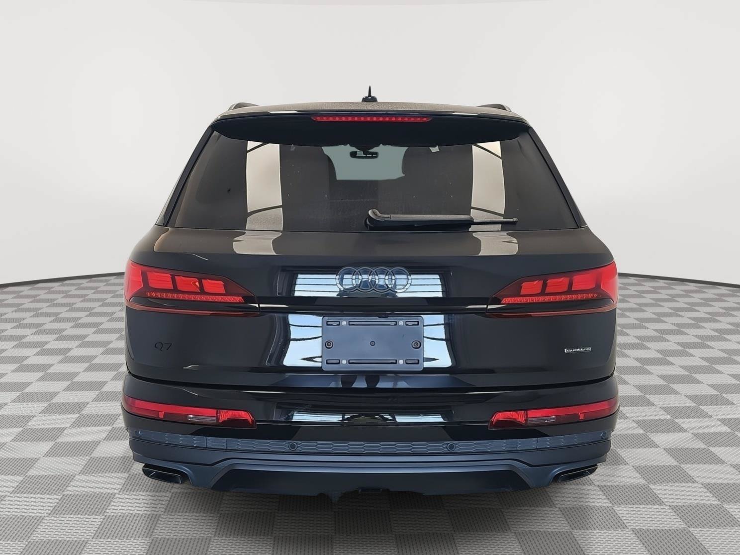 Used 2026 Audi Q7 3.0T Prestige w/ Prestige Package AWD/4WD image 4