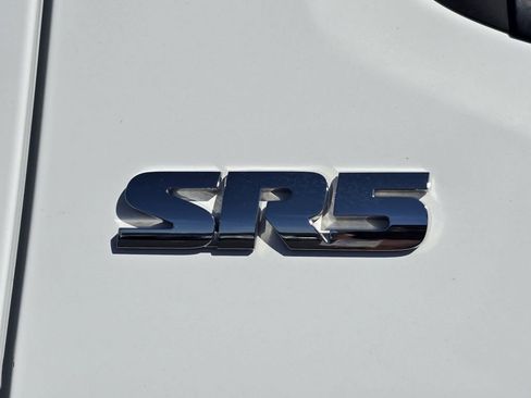 Used 2023 Toyota Tacoma SR5 RWD image 21