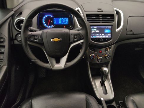 Used 2015 Chevrolet Trax LTZ FWD image 22