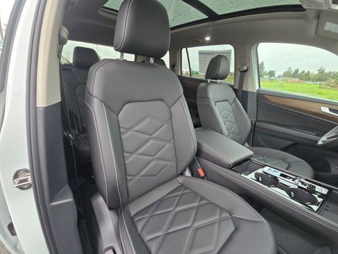 New 2026 Volkswagen Atlas SE AWD/4WD image 13