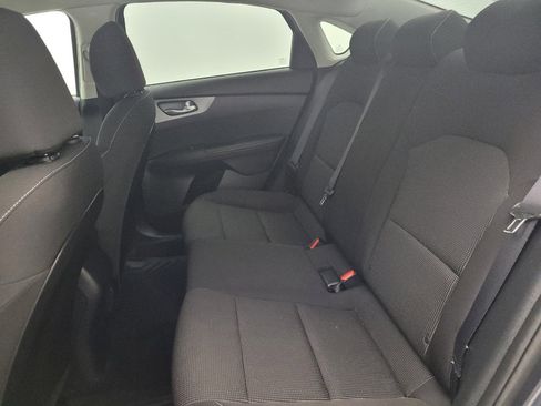 Used 2020 Kia Forte LXS FWD image 18