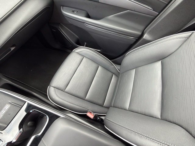 Used 2026 Buick Enclave Sport Touring FWD image 6