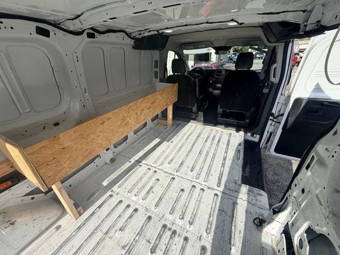 Used 2020 Ford Transit 250 Low Roof RWD image 7