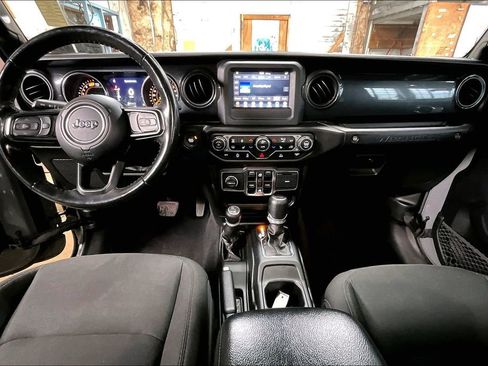 Used 2021 Jeep Wrangler Unlimited Sport image 14