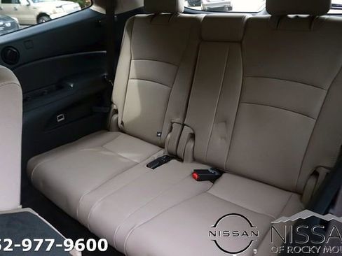 Used 2022 Honda Pilot Special Edition image 16