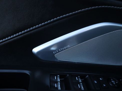 Used 2025 Acura RDX w/ Technology Package image 21