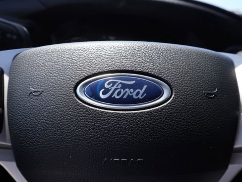 Used 2024 Ford Explorer XLT w/ Equipment Group 202A AWD/4WD image 30