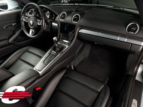 Used 2018 Porsche 718 Cayman S RWD image 23