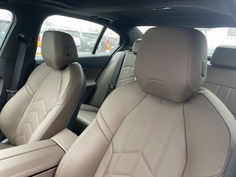 Used 2025 BMW 530i xDrive w/ Premium Package image 20