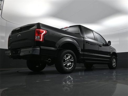 Used 2017 Ford F150 XLT w/ Equipment Group 302A Luxury image 34