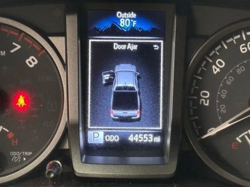 Used 2023 Toyota Tacoma TRD Off-Road image 21