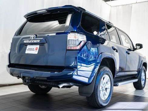 Used 2024 Toyota 4Runner SR5 Premium image 4